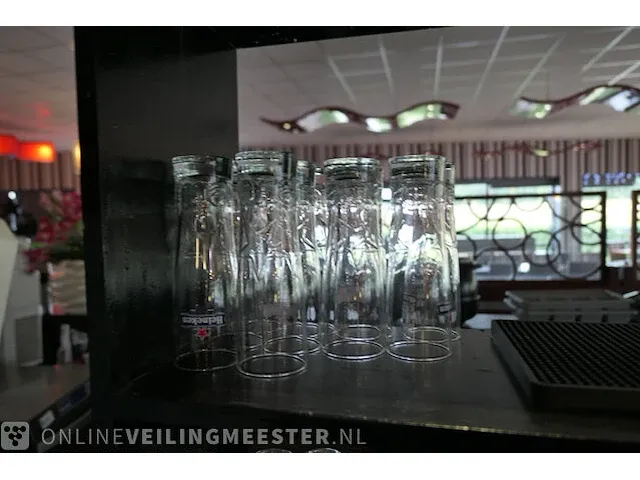 Assortiment glaswerk - afbeelding 12 van  13