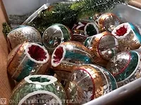 Assortiment kerst decoratiemateriaal - afbeelding 6 van  19
