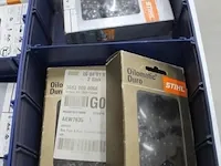 Assortiment klein materiaal in magazijnbakjes - afbeelding 6 van  6