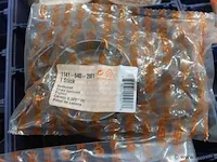 Assortiment klein materiaal in magazijnbakjes - afbeelding 9 van  13