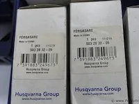 Assortiment klein materiaal in magazijnbakjes - afbeelding 11 van  11