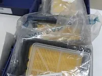Assortiment klein materiaal in magazijnbakjes - afbeelding 9 van  9