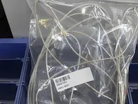 Assortiment klein materiaal in magazijnbakjes - afbeelding 10 van  11
