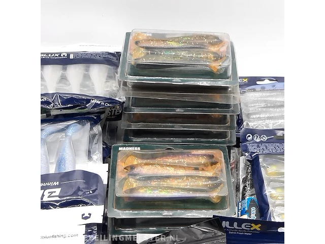 Assortiment kunstaas, o.a. blux/madness - afbeelding 9 van  15