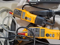 Assortiment meetinstrumenten en handgereedscha0, o.a. fluke/leica - afbeelding 4 van  8