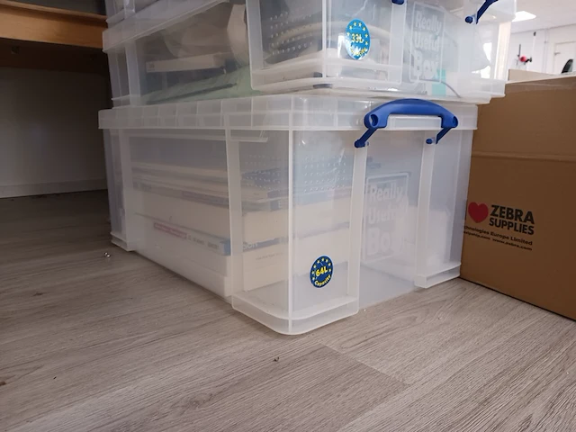 Assortiment papier en etiket rollen | locatie roden - afbeelding 7 van  10
