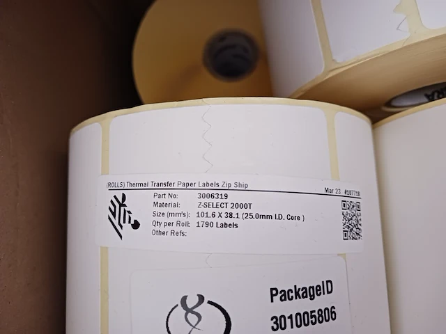 Assortiment papier en etiket rollen | locatie roden - afbeelding 9 van  10