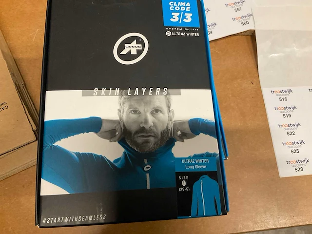Assos uz winter skinlayers maat xs-s - afbeelding 2 van  3