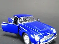 Aston martin db5 (1963) blauw - afbeelding 5 van  5