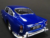Aston martin db5 (1963) blauw - afbeelding 3 van  5
