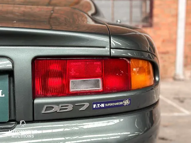 Aston martin db7 3.2 l6 340pk lhd -youngtimer- - afbeelding 22 van  57
