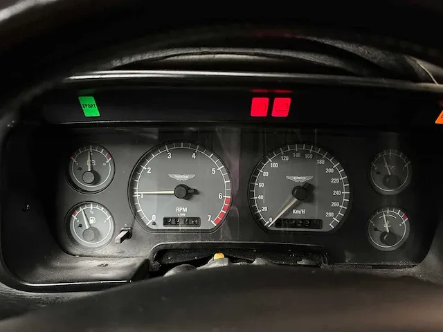 Aston martin db7 3.2 l6 340pk lhd -youngtimer- - afbeelding 36 van  57