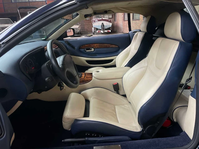 Aston martin db7 volante 5.9 v12 vantage 416pk 2002 (origineel-nl) cabriolet, 88-jl-px youngtimer - afbeelding 26 van  43