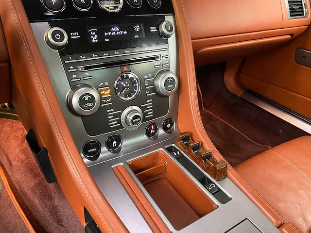Aston martin db9 5.9 v12 470pk 2008 -youngtimer- - afbeelding 19 van  35
