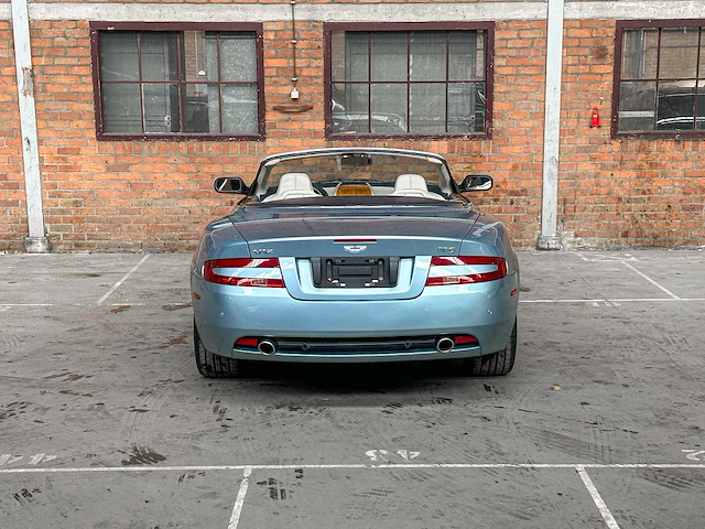 Aston martin db9 cabriolet 5.9 v12 449pk 2006 youngtimer - afbeelding 6 van  42