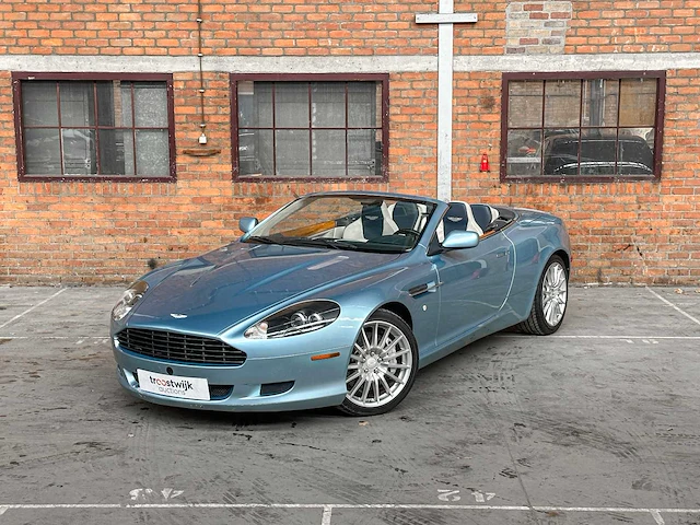Aston martin db9 cabriolet 5.9 v12 449pk 2006 youngtimer - afbeelding 12 van  42