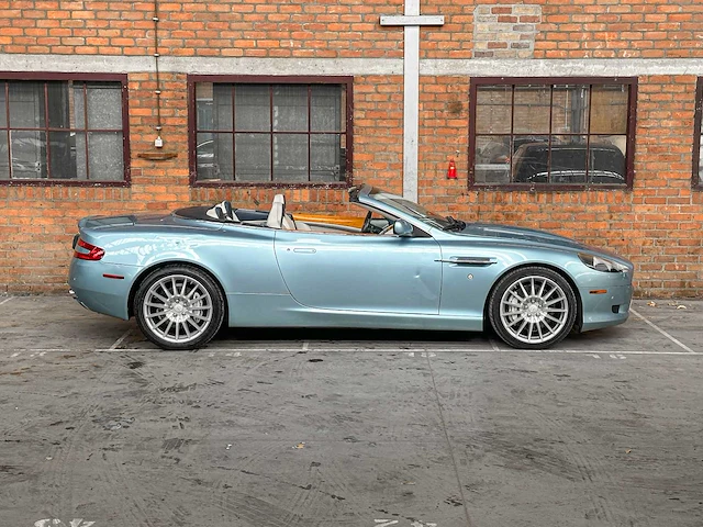Aston martin db9 cabriolet 5.9 v12 449pk 2006 youngtimer - afbeelding 42 van  42