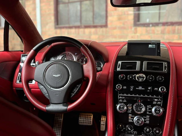 Aston martin rapide 5.9 v12 476pk 2013 - afbeelding 47 van  67