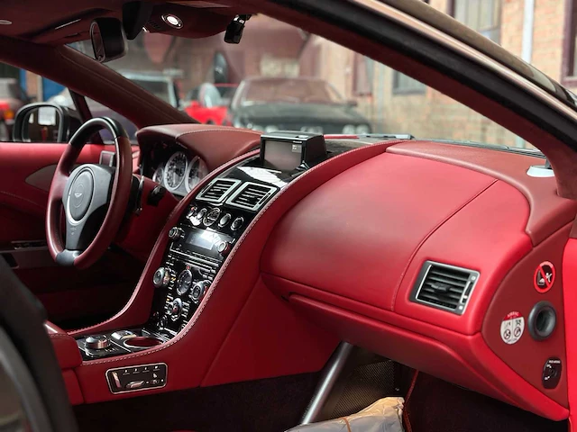 Aston martin rapide 5.9 v12 476pk 2013 - afbeelding 54 van  67