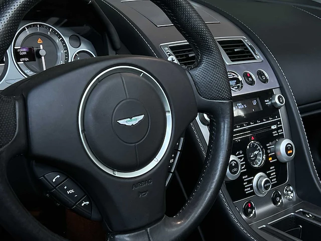 Aston martin v8 vantage n420 4.7 v8 2011 -carbon- - afbeelding 14 van  56