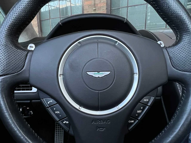 Aston martin v8 vantage n420 4.7 v8 2011 -carbon- - afbeelding 17 van  56