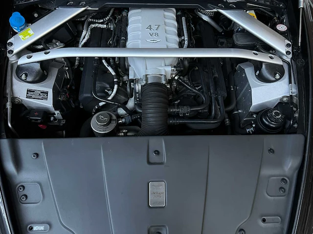 Aston martin v8 vantage n420 4.7 v8 2011 -carbon- - afbeelding 35 van  56