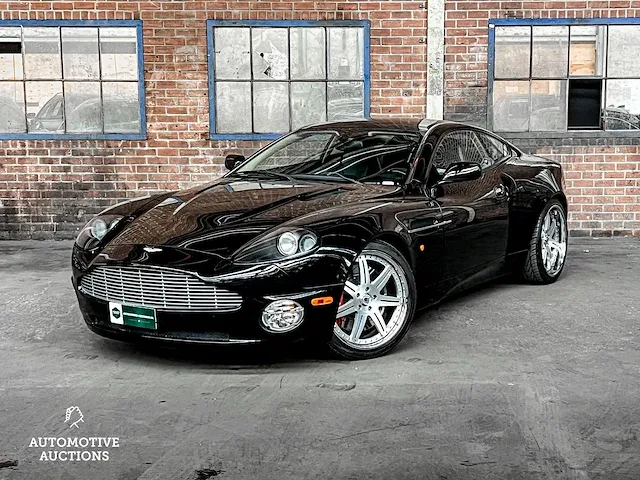 Aston martin vanquish 5.3 v12 460pk 2004 -youngtimer- - afbeelding 1 van  46