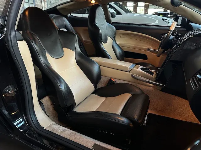 Aston martin vanquish 5.3 v12 460pk 2004 -youngtimer- - afbeelding 36 van  46