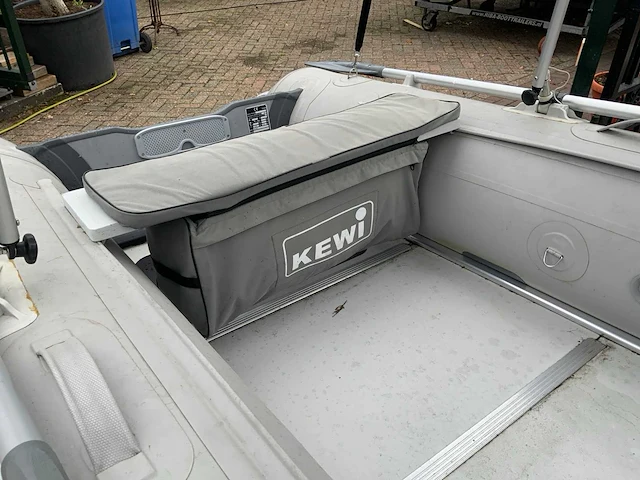 Astromar mb 300 rubberboot met kalf trailer - afbeelding 11 van  14