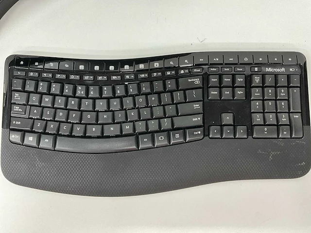 Asus desktop - afbeelding 2 van  11