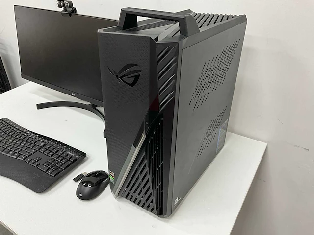 Asus desktop - afbeelding 4 van  11