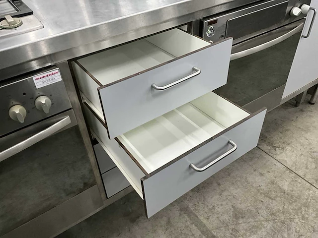 Atag & etna rvs werktafel met fornuis en oven - afbeelding 5 van  13