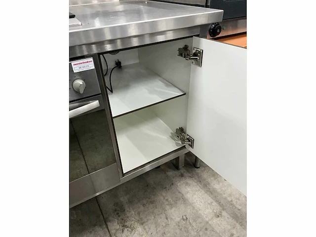 Atag & etna rvs werktafel met fornuis en oven - afbeelding 11 van  13
