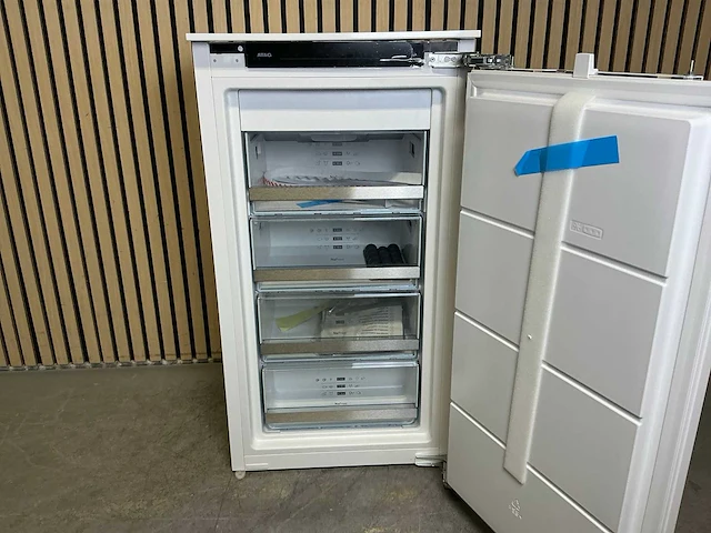 Atag kd86102cn inbouw vriezer - afbeelding 3 van  3