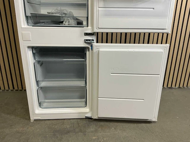 Atag ks14178d inbouw koel-vries combinatie - afbeelding 8 van  10