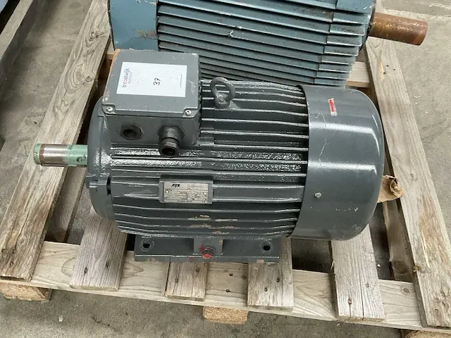 Atb ya 160l elektromotor - afbeelding 2 van  5
