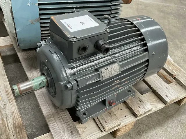 Atb ya 160l elektromotor - afbeelding 3 van  5