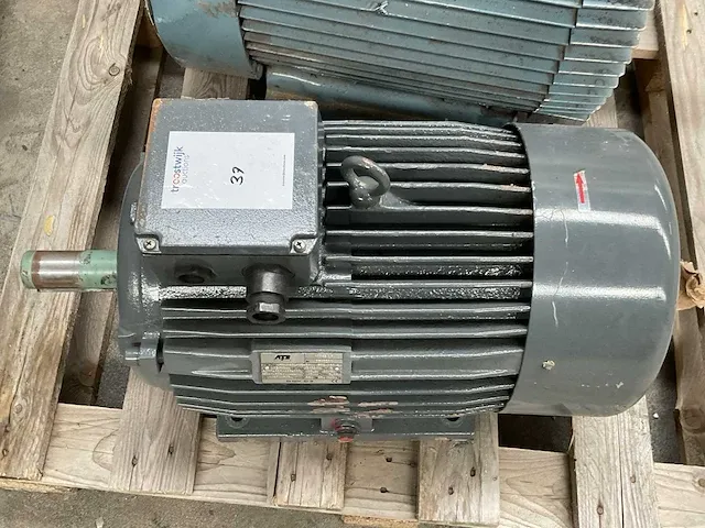Atb ya 160l elektromotor - afbeelding 4 van  5