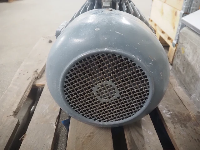 Atb - afbeelding 8 van  11