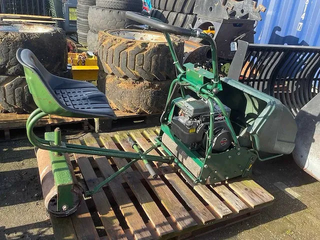 Atco - bosmaaier, motortrimmer en kantenmaaier - afbeelding 1 van  8