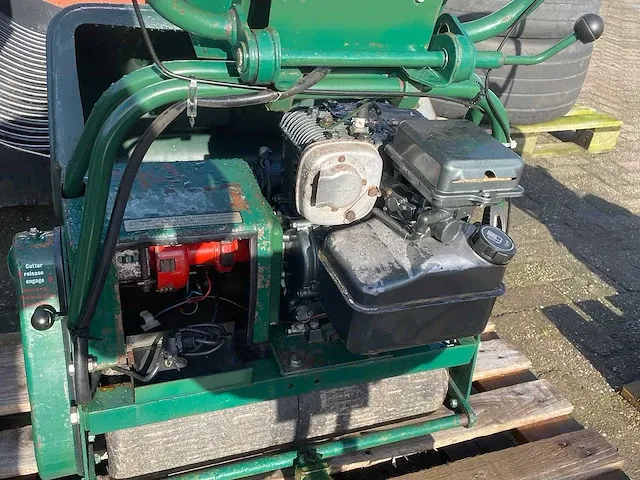 Atco - bosmaaier, motortrimmer en kantenmaaier - afbeelding 3 van  8