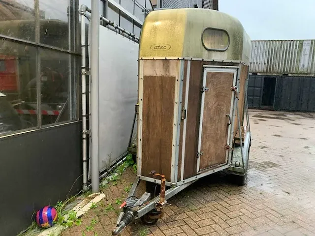 Atec technoline paardentrailer - afbeelding 2 van  4