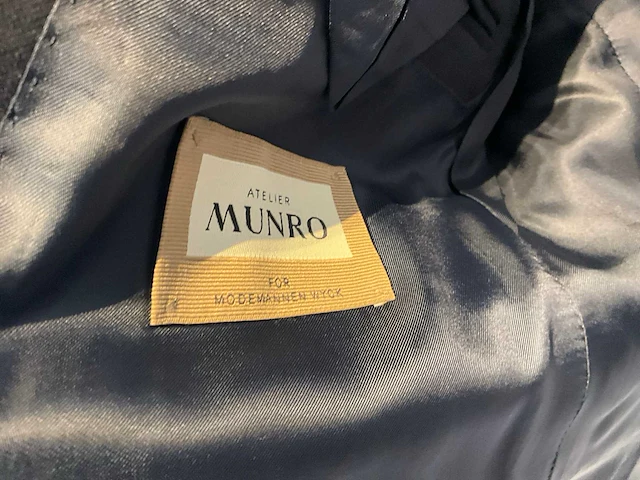 Atelier munro driedelig pak - afbeelding 3 van  3