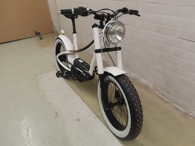Ateliers heritage bike - heritage heroes - elektrische fiets - afbeelding 10 van  17