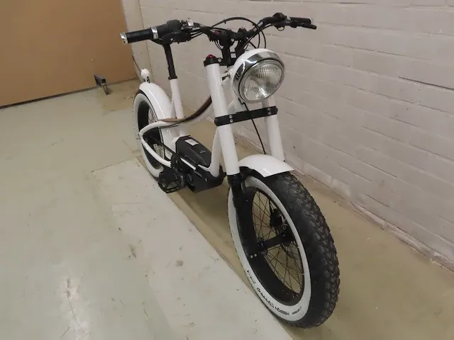 Ateliers heritage bike - heritage heroes - elektrische fiets - afbeelding 10 van  17