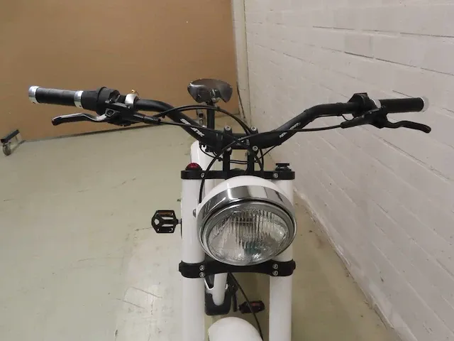 Ateliers heritage bike - heritage heroes - elektrische fiets - afbeelding 12 van  17