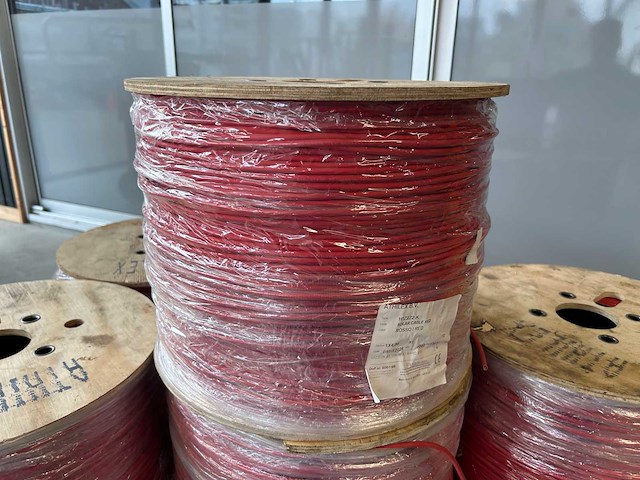 Athilex h1z2z2-k zonnepaneelkabel rood haspel 1000m (2x) - afbeelding 1 van  3