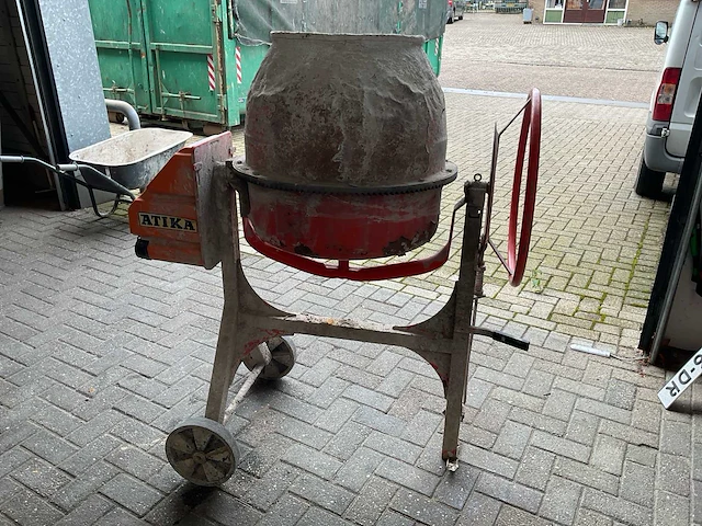 Atika profi 145 s betonmolen - afbeelding 1 van  3