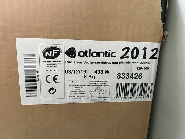 Atlantic - 2012 - handdoekradiator (2x) - afbeelding 2 van  2