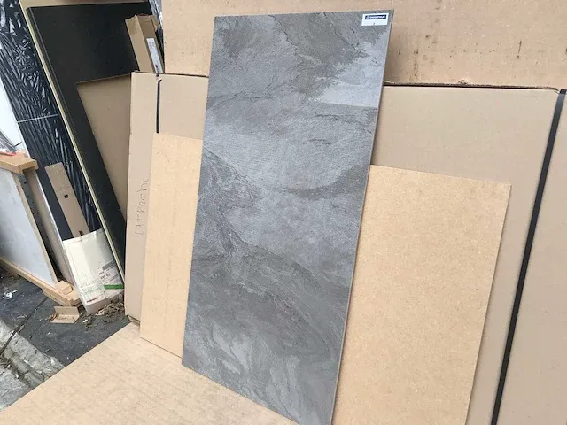 Atlantis vizon gepolijst tegel 60 m² - afbeelding 1 van  3